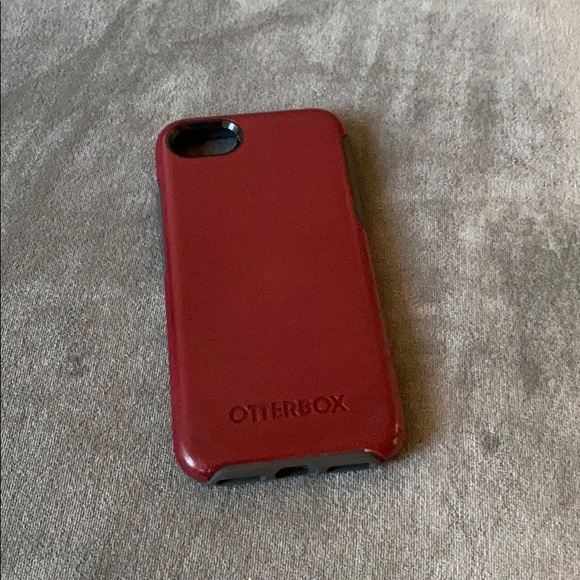 Otterbox for iPhone 7 - Picture 1 of 3